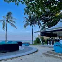 รีสอร์ทหรู สระว่ายน้ำสวย ริมทะเลหัวหิน ✨🌺