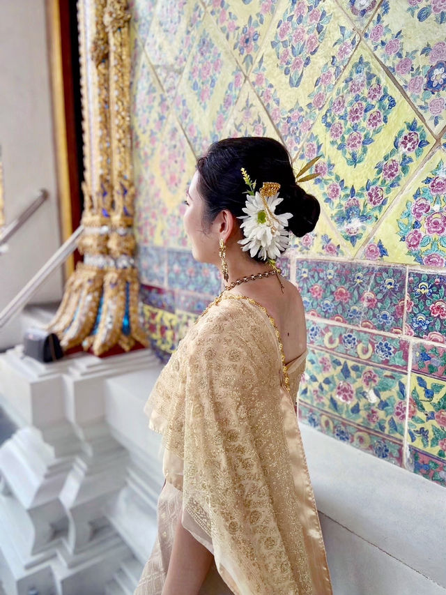 【バンコク/タイ】気分はタイ人♪ゴージャスなタイ服を着て、お寺を歩いた日