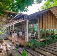 ไปเที่ยวคาเฟ่บรรยากาศดีๆที่มีน้องๆสัตว์น่ารักๆกัน