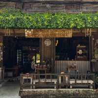 คาเฟ่สไตล์บ้านไม้🍵
