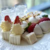 【東京・汐留】AFTERNOON TEA with “SIROCCO”「ホワイトクリスマス」
