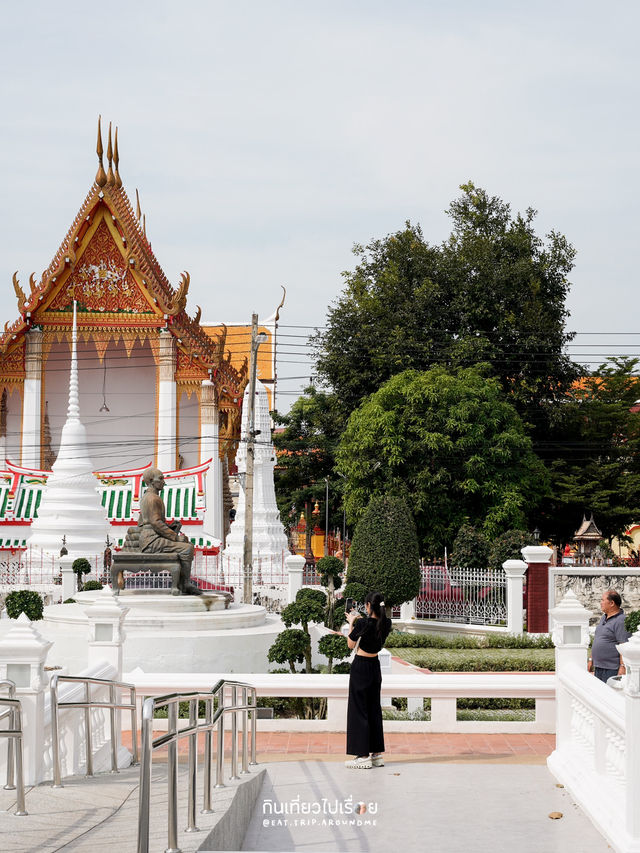 วิถีชีวิตริมน้ำที่ย่านวัดพลับพลาชัย เมืองเพชรบุรี
