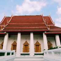 泰國曼谷著名皇家古跡寺廟景點:Wat Krua Wan Worawiharn，建築華麗雄偉，適合打卡拍照📸