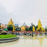 เดินชิวที่กรุงพนมเปญ