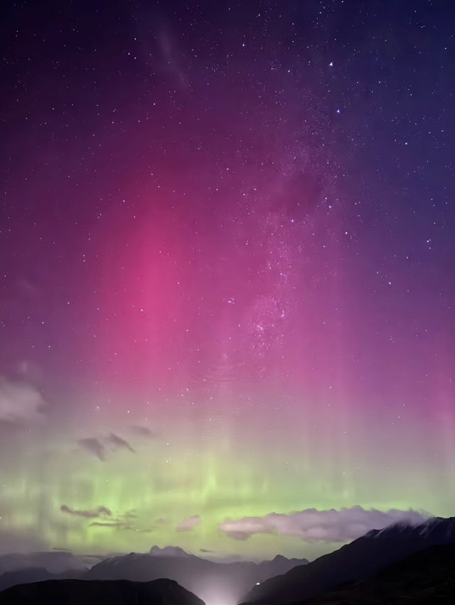 Chasing the Aurora in Queenstown: A South Island Adventure