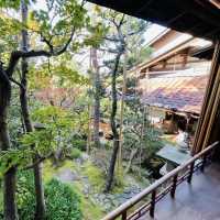 『武家屋敷跡 野村家』で見る襖絵や野村家伝来の刀剣・甲冑