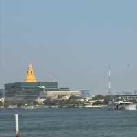 Adamus Cafe by the River ฮาลาล