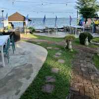 Laciana by the Sea
