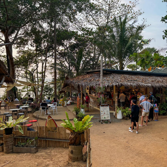เสื่อผืน หมอนใบ 🥤🌊✨@Phuket, TH