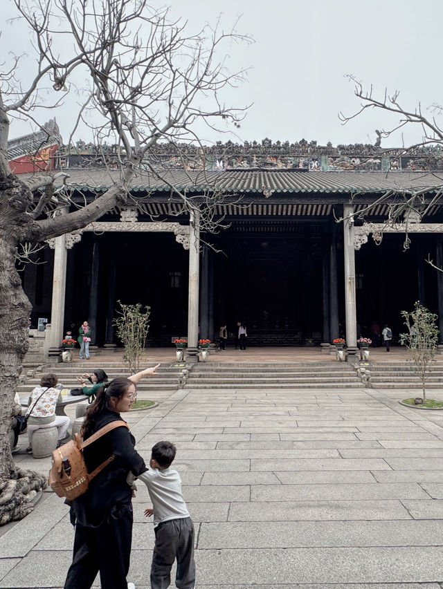 Chen clan ancestral hall เที่ยวบ้านตระกูลเฉินกัน