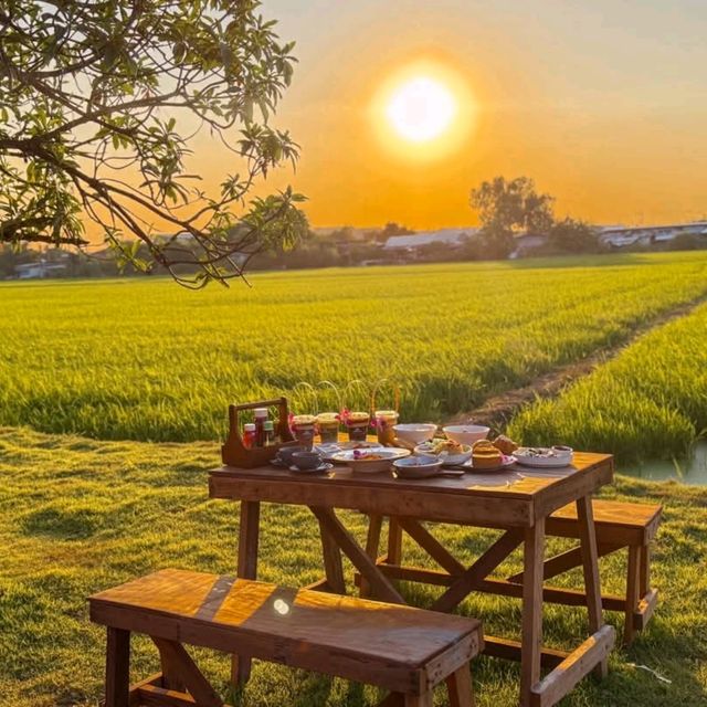 คาเฟ่ริมนา🌾เปิดเช้า7โมง สาย📸เซลฟี่ไม่ควรพลาด