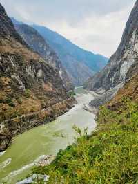 Tiger Leaping Gorge Scenic Spot 