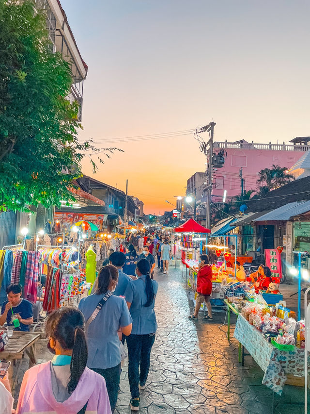 กาดกองต้า