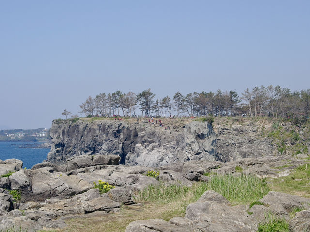 Jeju’s lone guardian of the sea: Oedolgae Rock