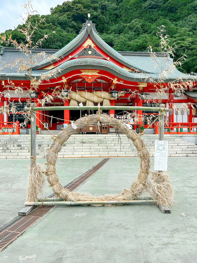 お稲荷さんにはあぶらあげ♪小京都・津和野の神社