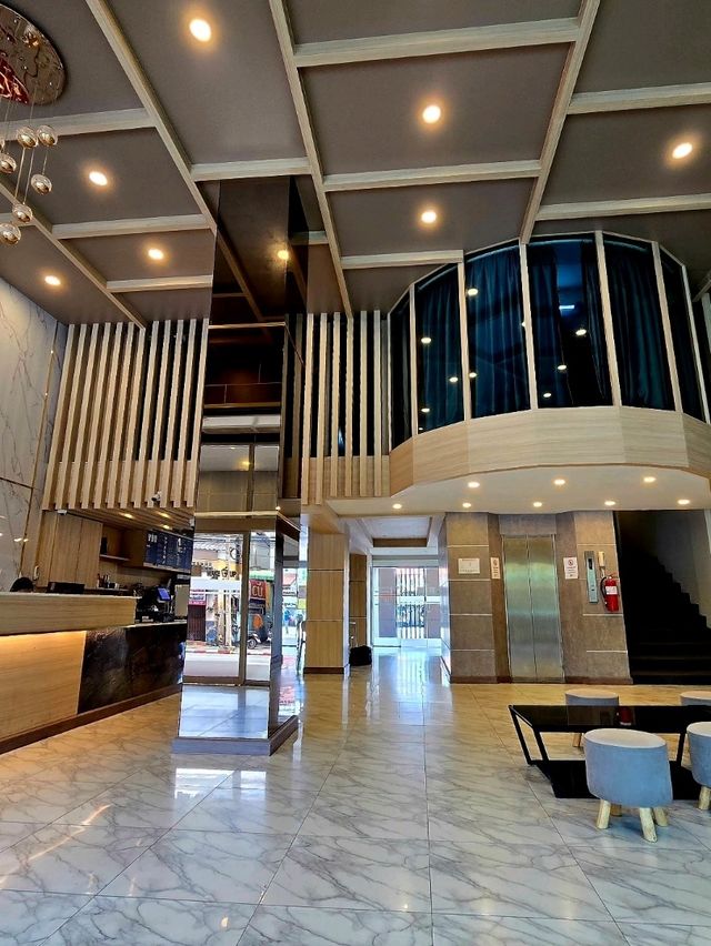 B2 Boutique & Budget   สุราษฎร์ธานี 