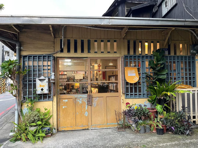 時光二手書店