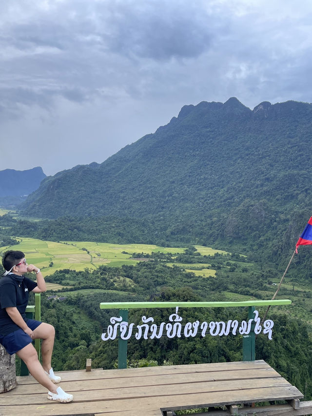 จุดชมวิวที่ ผาหนามไซ สปป.ลาว