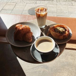 Great for pastries and coffee