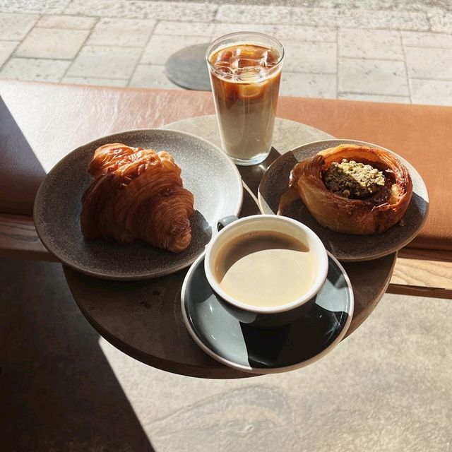 Great for pastries and coffee