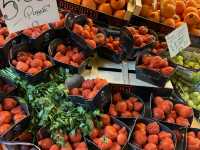 Top Must-Try Foods at Borough Market, London