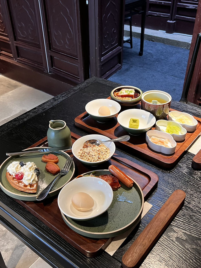 Luxury Meets Tradition: A Stay at Suzhou’s Yihe Songmaoju🍃