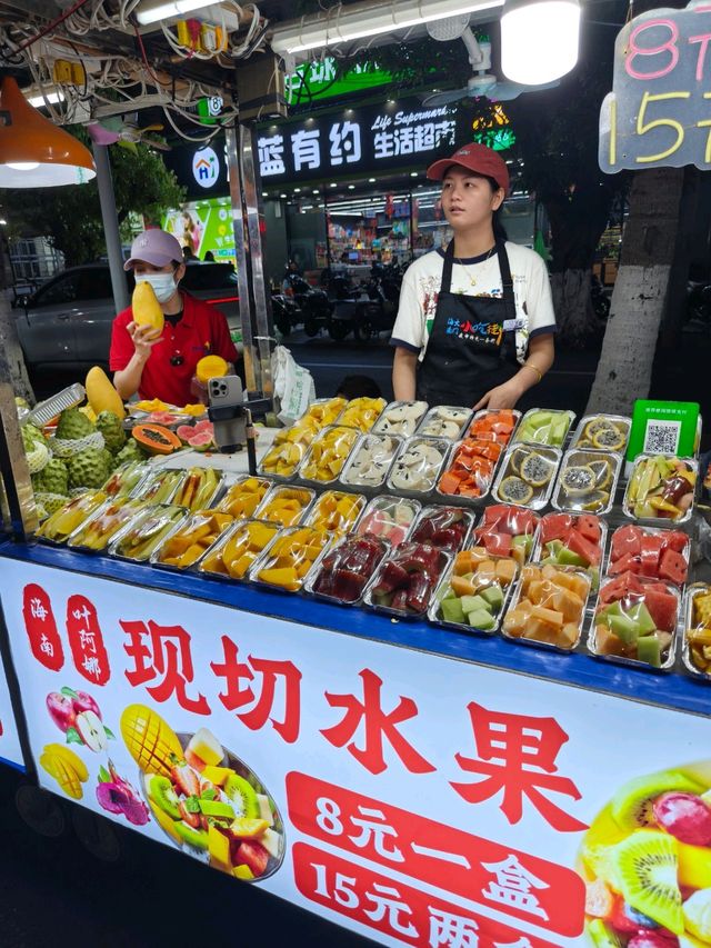 A Must-Visit Night Market in Haikou! 🌟🌟🌟🌟🌟