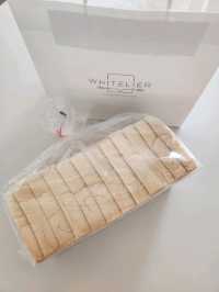 🍞식빵의 재발견,,생식빵이 예술인, "화이트리에 산본점"🍞