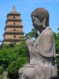 Discover Tranquility and History at Daci'en Temple