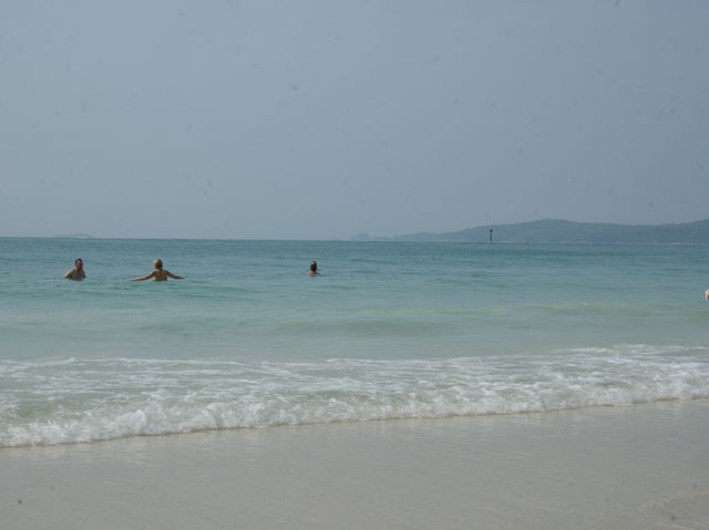 Sawasdee COCO Resort : ที่พักมินิมอลริมหาดทรายแก้ว
