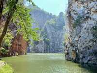 มนต์เสน่ห์แห่งขุนเขาหินปูน วิวสวยอลังการที่ต้องไป