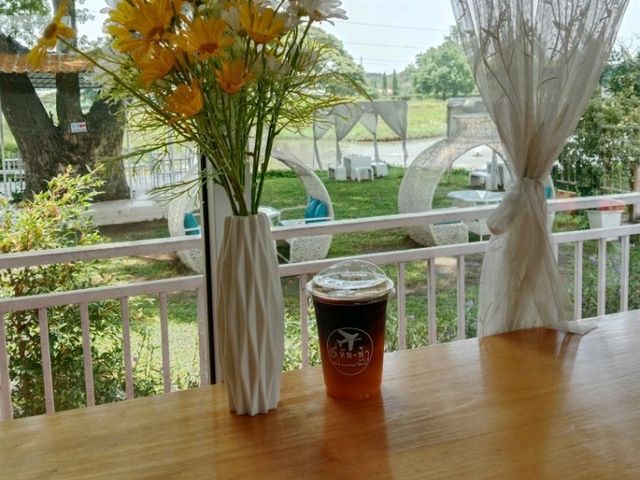 ทัพ-ฟ้าคาเฟ่ คาเฟ่ที่แสนโรแมนติก จังหวัดพิษณุโลก