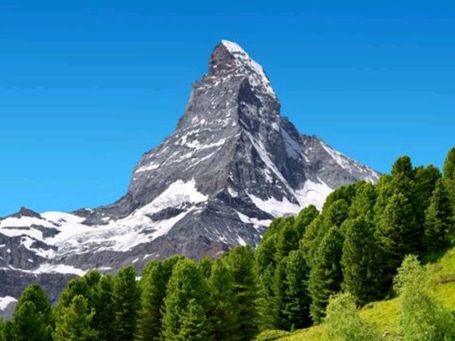 Matterhorn: A must-visit attraction in Switzerland!