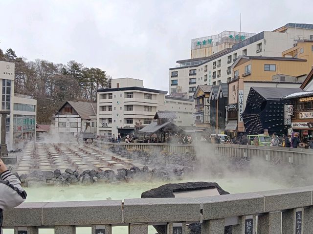 日本群馬自由行 冬日温泉小鎮草津温泉 西之河原公園