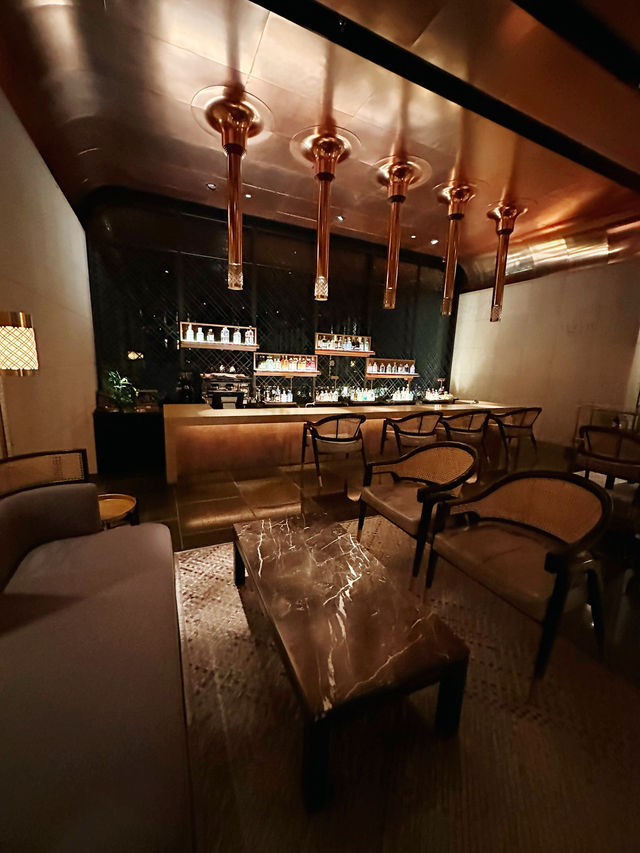 Slow Sips, Thoughtful Moments – The LIBRARI at The RuMa