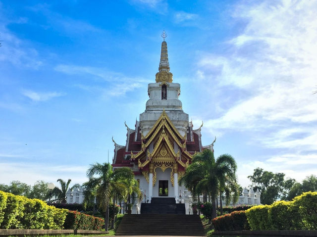🌄🌾 AMNAT CHAROEN WEEKEND ESCAPE: Where Peaceful Mekong Views Meet Hidden Isaan Treasures! 