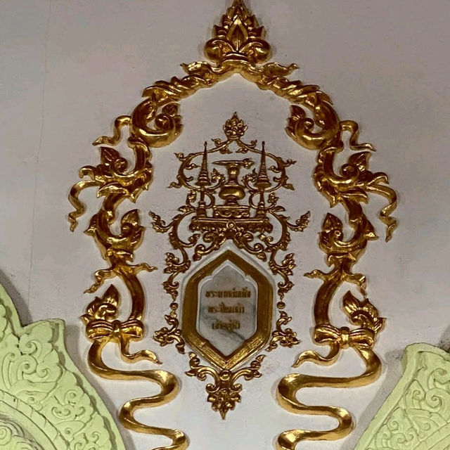  วัดชนะสงครามและวัดบวรนิเวศ✨️