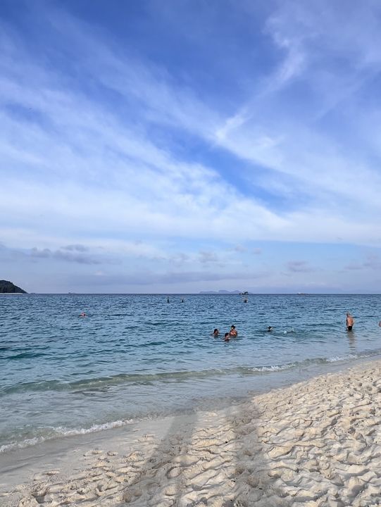 Lost in Lipe Zodiac beach: Sun, Sea & Snorkels