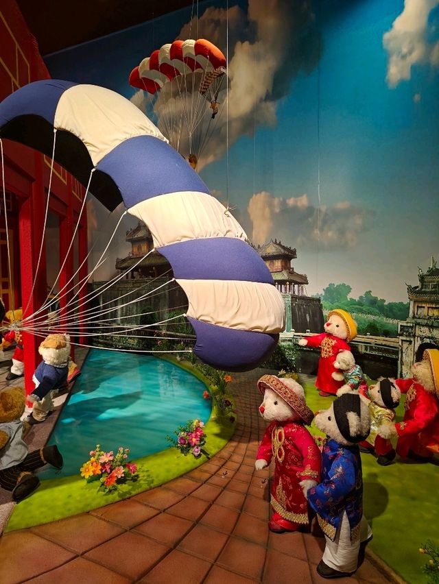 ไปเยี่ยมชม น้องหมี น่ารักที่ Teddy Bear Museum กัน