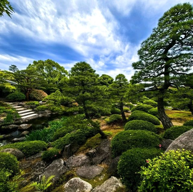 Yuushien Garden: Peony Paradise on Daikon Island