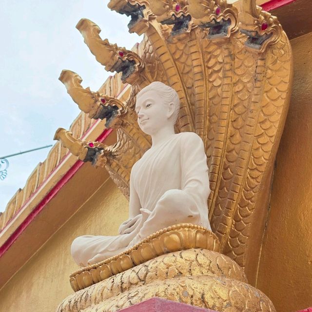 วัดงามบนยอดเขา