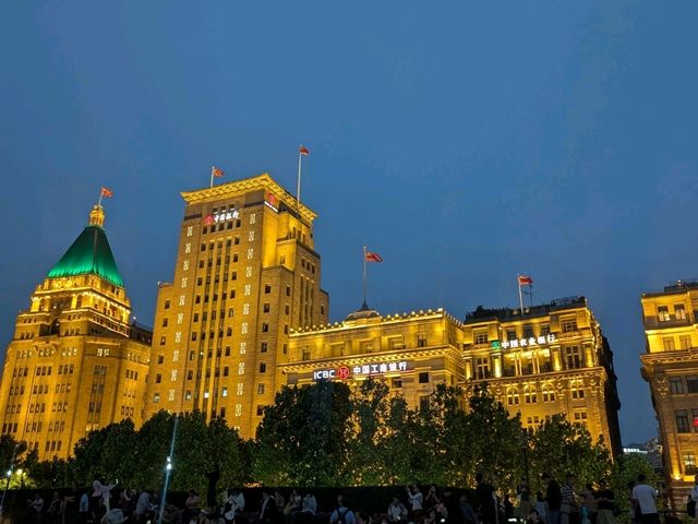 the bund by day and night 