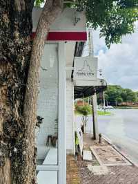 จิบกาแฟชมวัด ปรางค์วิวคาเฟ่ อยุธยา ชิลได้ทั้งวัน