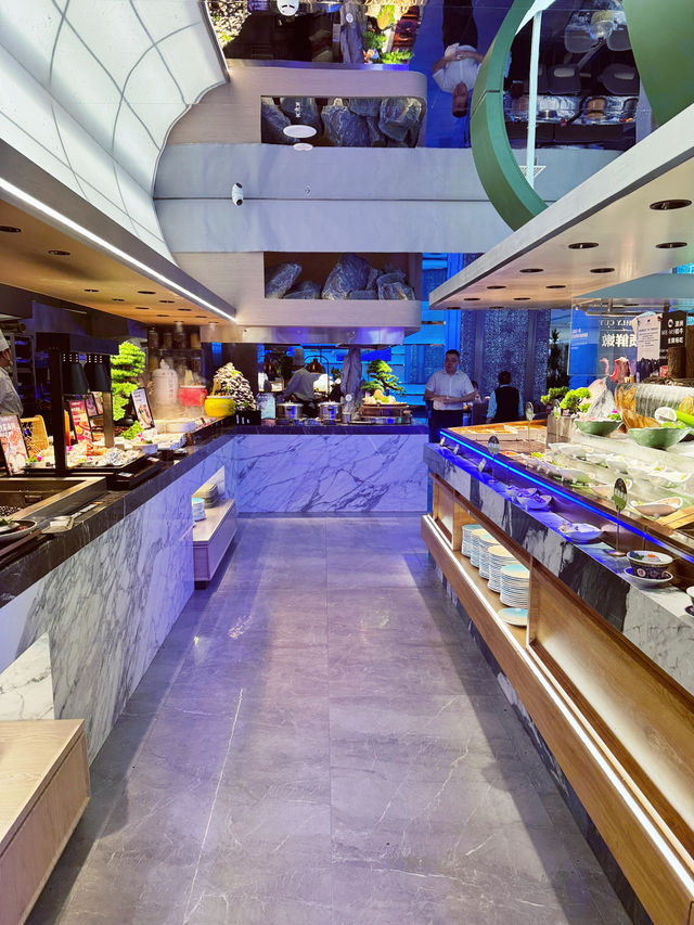 被稱為深圳天花板海鮮自助餐 ～頂界 