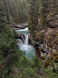 Banff National Park – Canada’s Untamed Alpine Dream