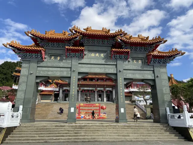 文武廟 – 日月潭畔的美麗廟宇