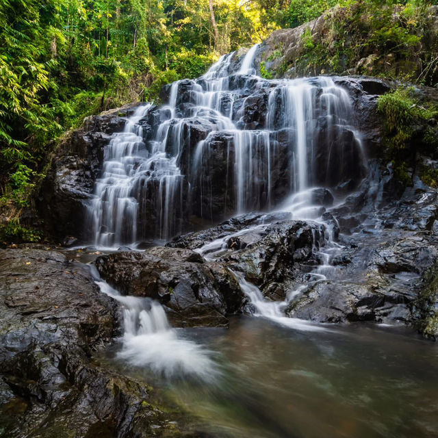 自然に癒される休日🌿✨ #サリカ滝 #タイ旅行