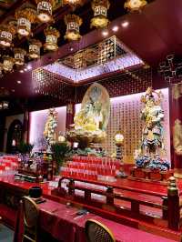 Discover the Majestic Buddha Tooth Relic Temple in Singapore 