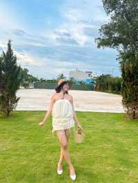 Quán cà phê vibe châu Âu đẹp như resort mới toanh vừa xuất hiện tại Sài Gòn