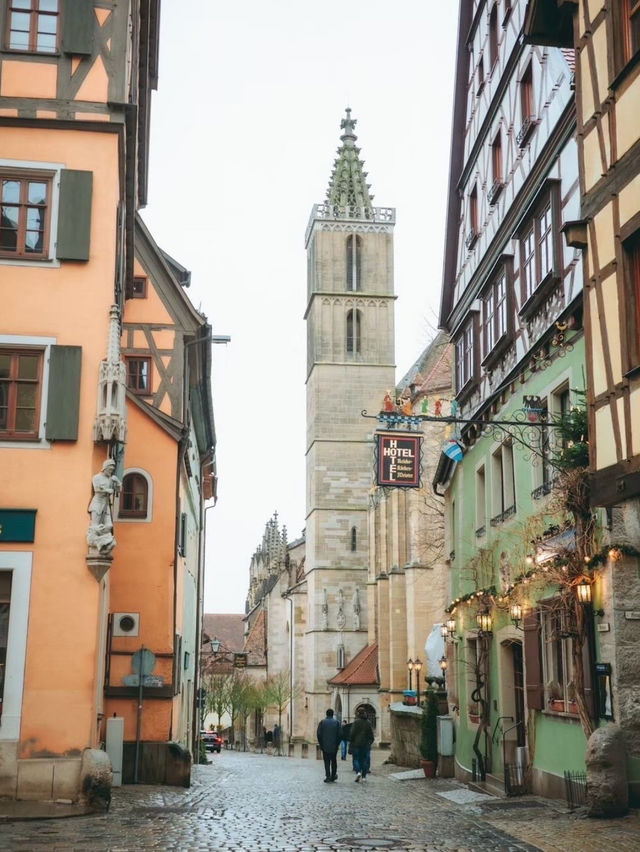  🏘中世の街並みにタイムスリップ！ローテンブルクで夢のような旅を🕰️ 